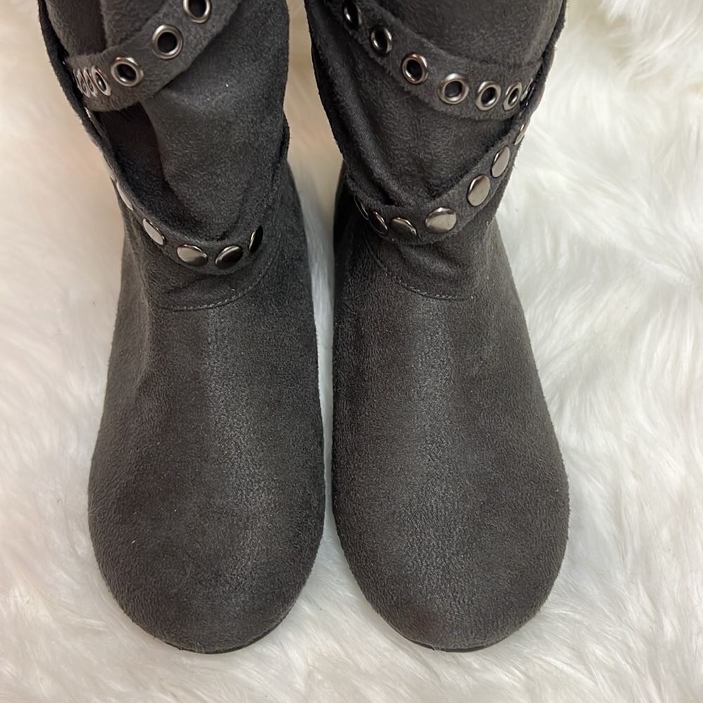 Soda Black Ankle Boots with Studded Straps - Picture 5 of 8